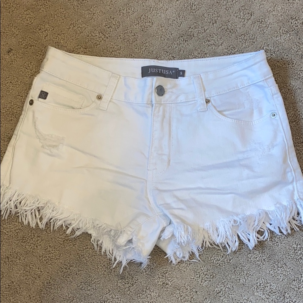 JUSTUSA white jean shorts (freyed at the bottom)